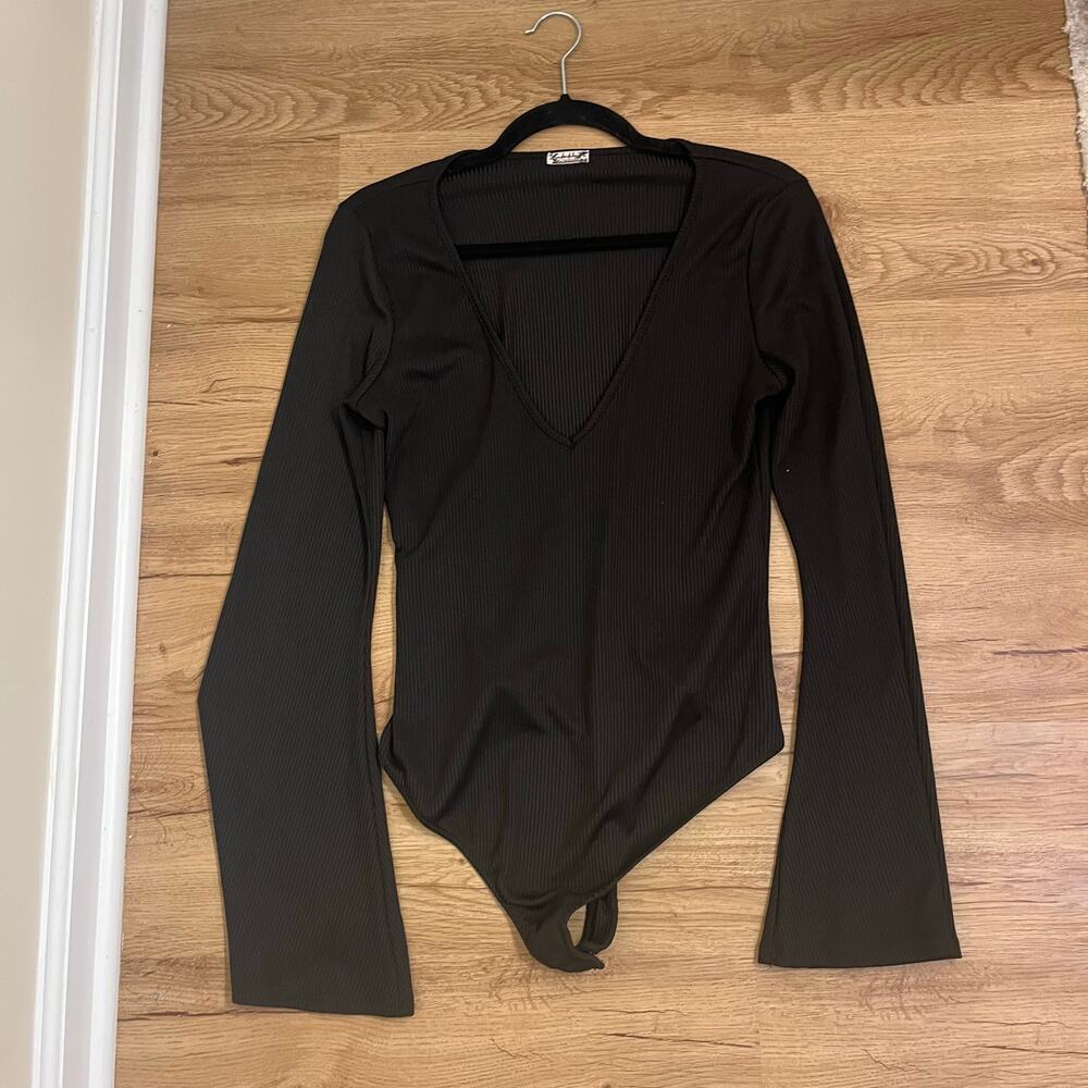 Intimately Free People Charli Bell-Sleeve Bodysuit Black Size Large Long Sleeve - Picture 3 of 8